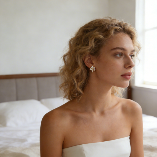 Mother-of-Pearl Flower Stud Earrings
